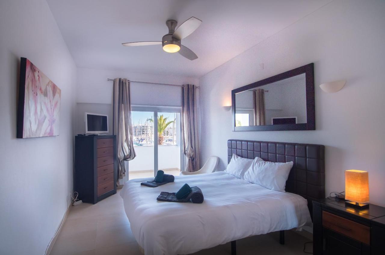 Lagos Marina View Apartment Near Beaches And Shops Exterior foto