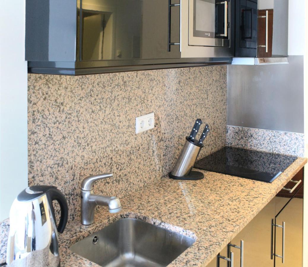 Lagos Marina View Apartment Near Beaches And Shops Exterior foto